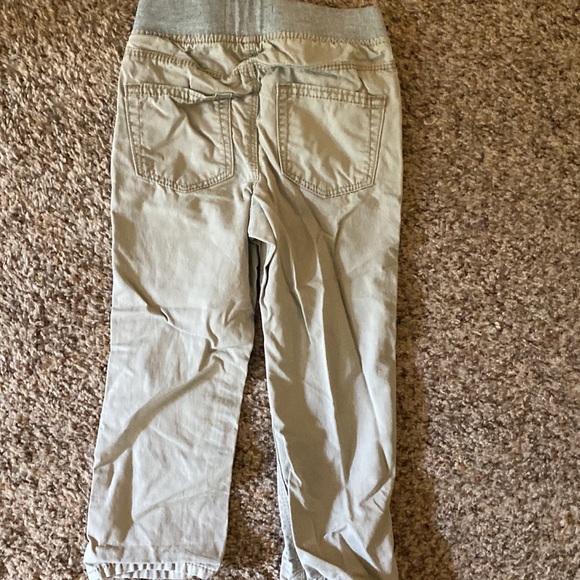 Old Navy 2T top and pants - Picture 7 of 7